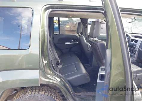 2009 Jeep Liberty Limited Edition из США, поврежденный, VIN 1J8GN58K49W525746